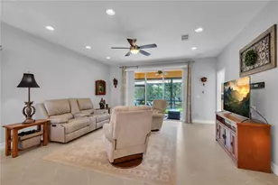 15814 Aurora Lake Cir, Wimauma, FL 33598 - Photo 13