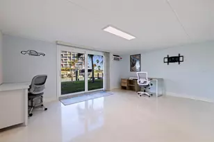 12592 N Capri Circle, Treasure Island, FL 33706 - Photo 25