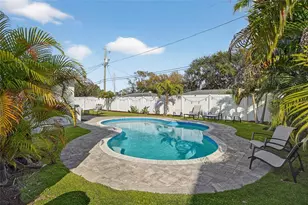 6319 16th St N, Saint Petersburg, FL 33702 - Photo 23