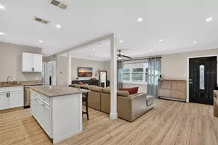 6319 16th St N, Saint Petersburg, FL 33702 - Photo 7