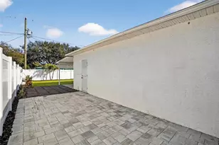 6319 16th St N, Saint Petersburg, FL 33702 - Photo 27