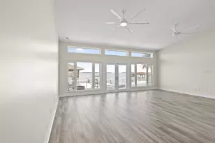 450 Palm Island NE, Clearwater Beach, FL 33767 - Photo 5