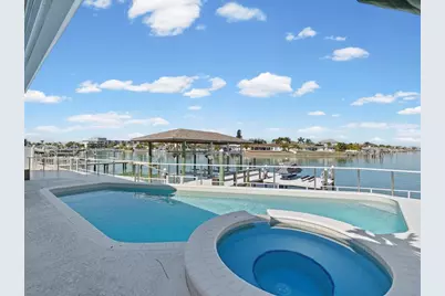 450 Palm Island NE, Clearwater Beach, FL 33767 - Photo 27