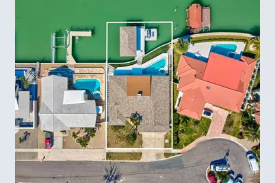 450 Palm Island NE, Clearwater Beach, FL 33767 - Photo 3