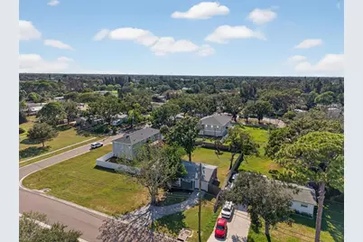 8110 Macoma Drive NE, Saint Petersburg, FL 33702 - Photo 43