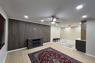 5970 80th St N, Saint Petersburg, FL 33709 - Photo 5