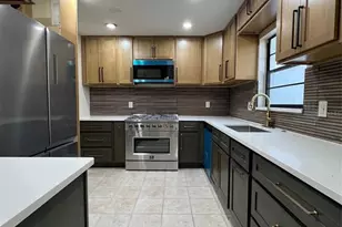 5970 80th St N, Saint Petersburg, FL 33709 - Photo 15