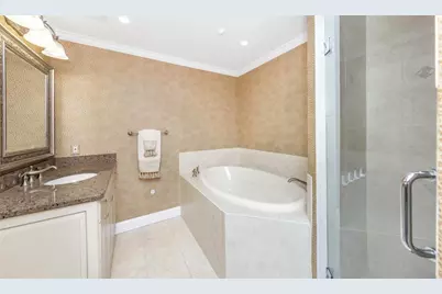 12200 1st Street W #202, Treasure Island, FL 33706 - Photo 37