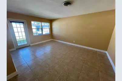 11315 3rd Street E, Treasure Island, FL 33706 - Photo 25