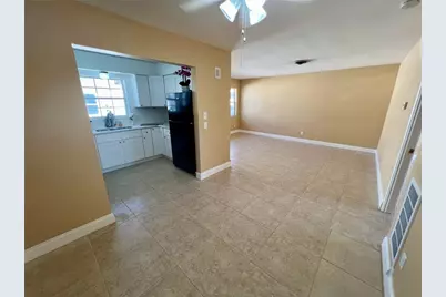 11315 3rd Street E, Treasure Island, FL 33706 - Photo 23