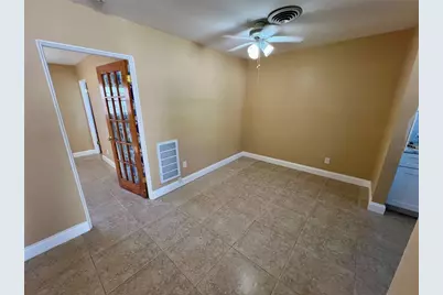 11315 3rd Street E, Treasure Island, FL 33706 - Photo 19