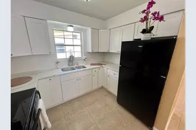 11315 3rd Street E, Treasure Island, FL 33706 - Photo 5