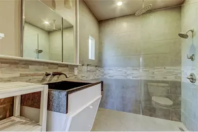 1004 E Crenshaw Street, Tampa, FL 33604 - Photo 29