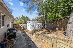 275 S Highland Ave, Tarpon Springs, FL 34689 - Photo 33