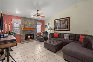 275 S Highland Ave, Tarpon Springs, FL 34689 - Photo 7