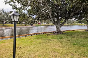 8055 112th St, Seminole, FL 33772 - Photo 31