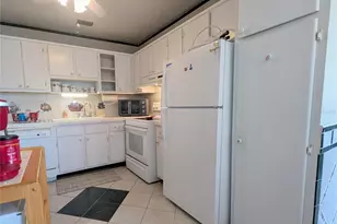 8055 112th St, Seminole, FL 33772 - Photo 7