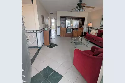 8055 112th Street #403, Seminole, FL 33772 - Photo 5