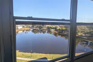 8055 112th St, Seminole, FL 33772 - Photo 23