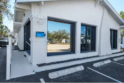 3848 Central Avenue, Saint Petersburg, FL 33711 - Photo 3