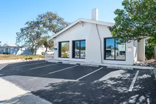 3848 Central Ave, Saint Petersburg, FL 33711 - Photo 1