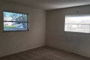 14140 88th Ave, Seminole, FL 33776 - Photo 17