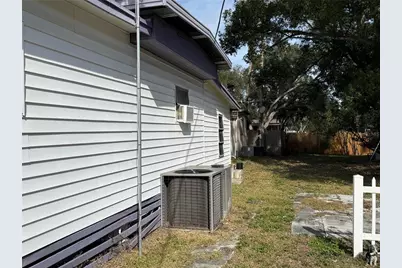 5104 Little Lake Ct, Zephyrhills, FL 33542 - Photo 29