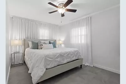 326 50th Avenue N, Saint Petersburg, FL 33703 - Photo 15