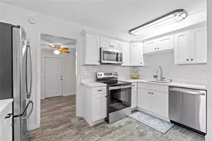 326 50th Ave N, Saint Petersburg, FL 33703 - Photo 9