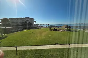 634 Edgewater Dr, Dunedin, FL 34698 - Photo 5