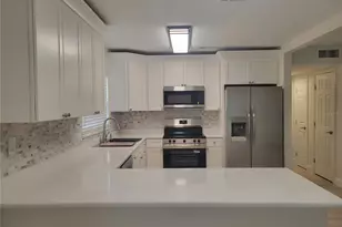6412 Wingfoot Cir, Tampa, FL 33634 - Photo 5