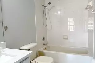 12706 Country Brook Ln, Tampa, FL 33625 - Photo 23