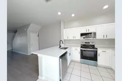 12706 Country Brook Lane, Tampa, FL 33625 - Photo 5