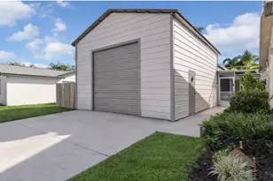1615 Sterling Dr, Lakeland, FL 33813 - Photo 33