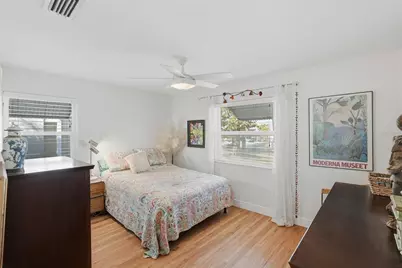 5850 27th Avenue S, Gulfport, FL 33707 - Photo 9