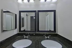 [Address not provided], Tampa, FL 33618 - Photo 7