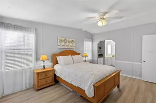 537 La Playa Cir, North Port, FL 34287 - Photo 17