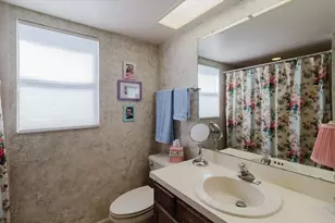 1201 Hammock Pine Blvd, Clearwater, FL 33761 - Photo 21