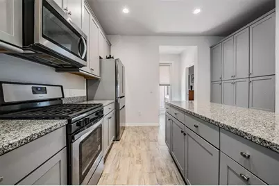 5607 Hometown Lane, Lithia, FL 33547 - Photo 17