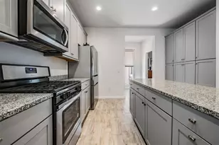 5607 Hometown Ln, Lithia, FL 33547 - Photo 17