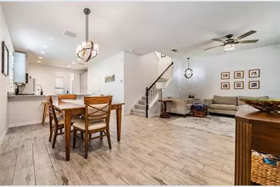 5607 Hometown Lane, Lithia, FL 33547 - Photo 7