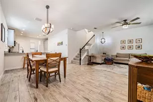 5607 Hometown Ln, Lithia, FL 33547 - Photo 7