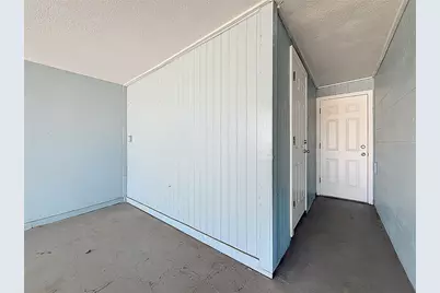 4716 Town N Country Boulevard, Tampa, FL 33615 - Photo 33