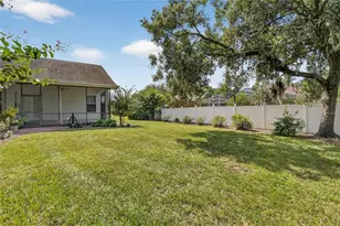 940 Ashton Oaks Cir, Lakeland, FL 33813 - Photo 27