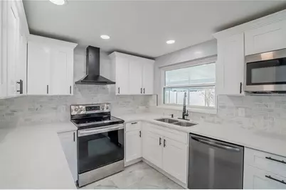 616 Highview Circle N, Brandon, FL 33510 - Photo 7