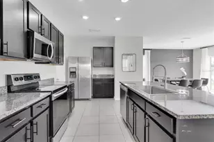 7543 Tuscan Bay Cir, Wesley Chapel, FL 33545 - Photo 13