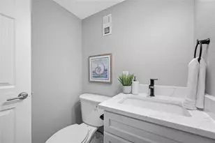 1401 Gulf Blvd, Clearwater, FL 33767 - Photo 17