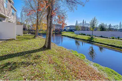 4739 White Sanderling Court, Tampa, FL 33619 - Photo 21