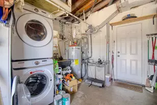 2050 Magnolia Dr, Clearwater, FL 33764 - Photo 35