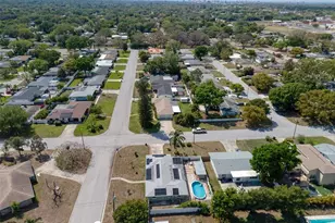 2050 Magnolia Dr, Clearwater, FL 33764 - Photo 49